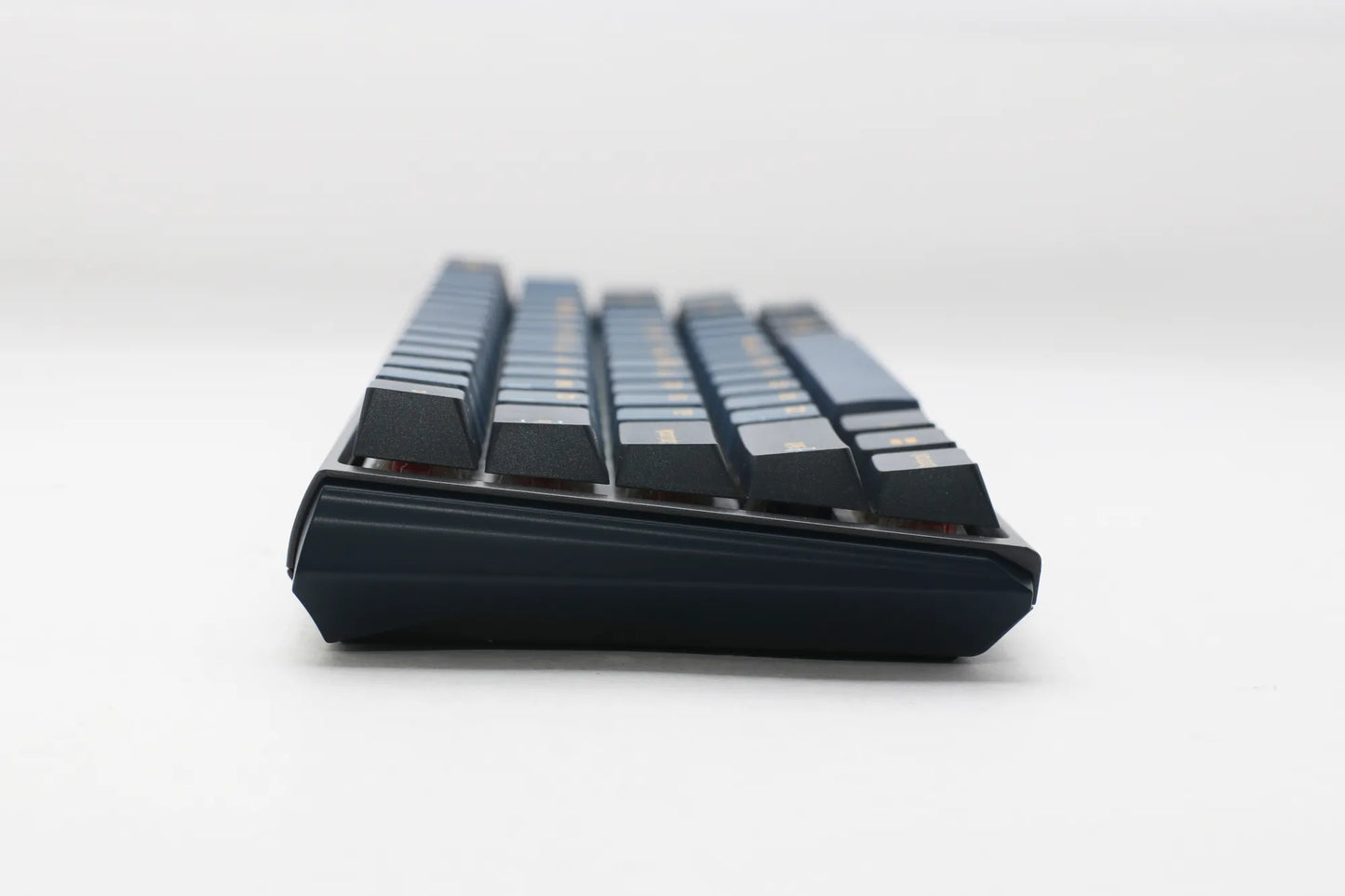 Rct PC Ducky Keyboard One 3 Pro 60% Mechanical Keyboard; RGB; Pbt Tripple Shot Keycaps Cherry MX2A Blue .