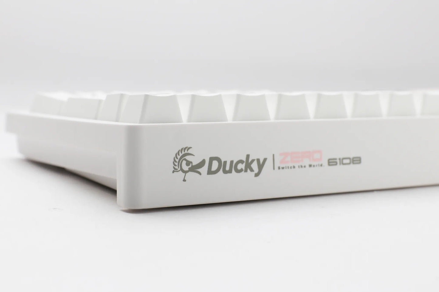 Rct PC Ducky Keyboard Zero 6108 100% Mechanical Wireless Keyboard; RGB; USB 2.0 / 2.4GHZ / BT White Cherry MX2A Brown Switches. image 2