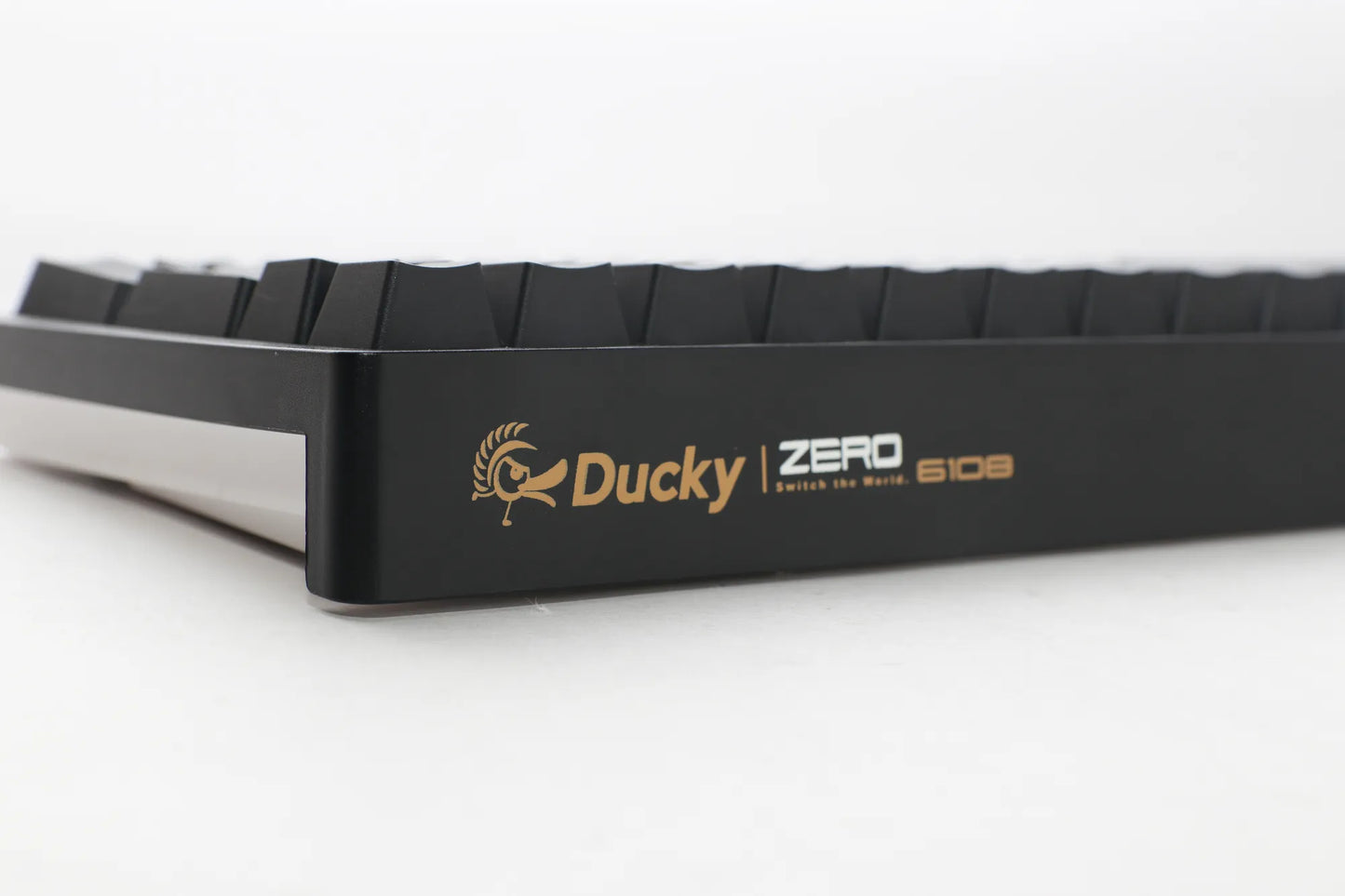Rct PC Ducky Keyboard Zero 6108 100% Mechanical Wireless Keyboard; RGB; USB 2.0 / 2.4GHZ / BT Cherry MX2A Blue Switches. image 4