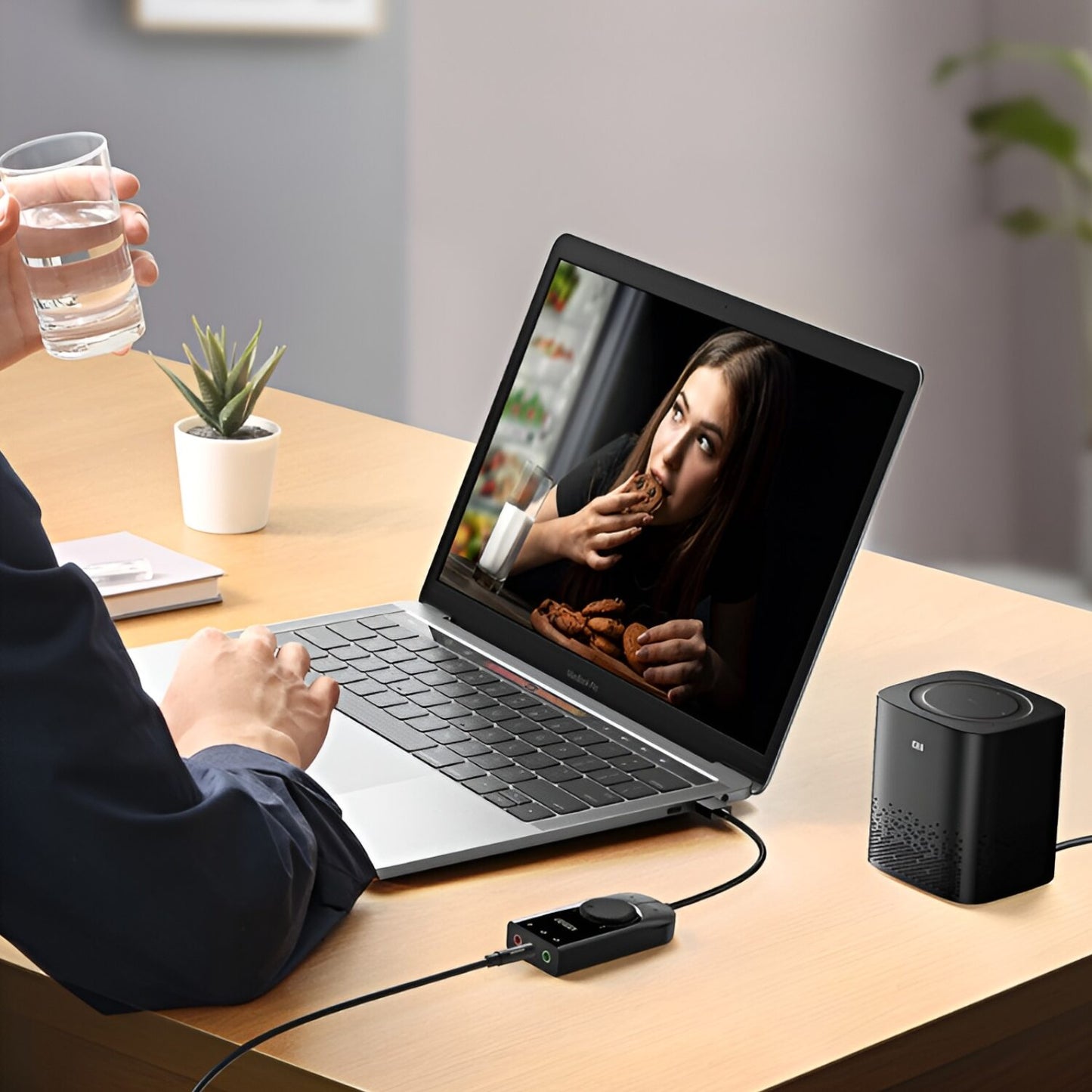 Ugreen Usb-A To 3.5MM External Stereo Sound Adapter Black image 5