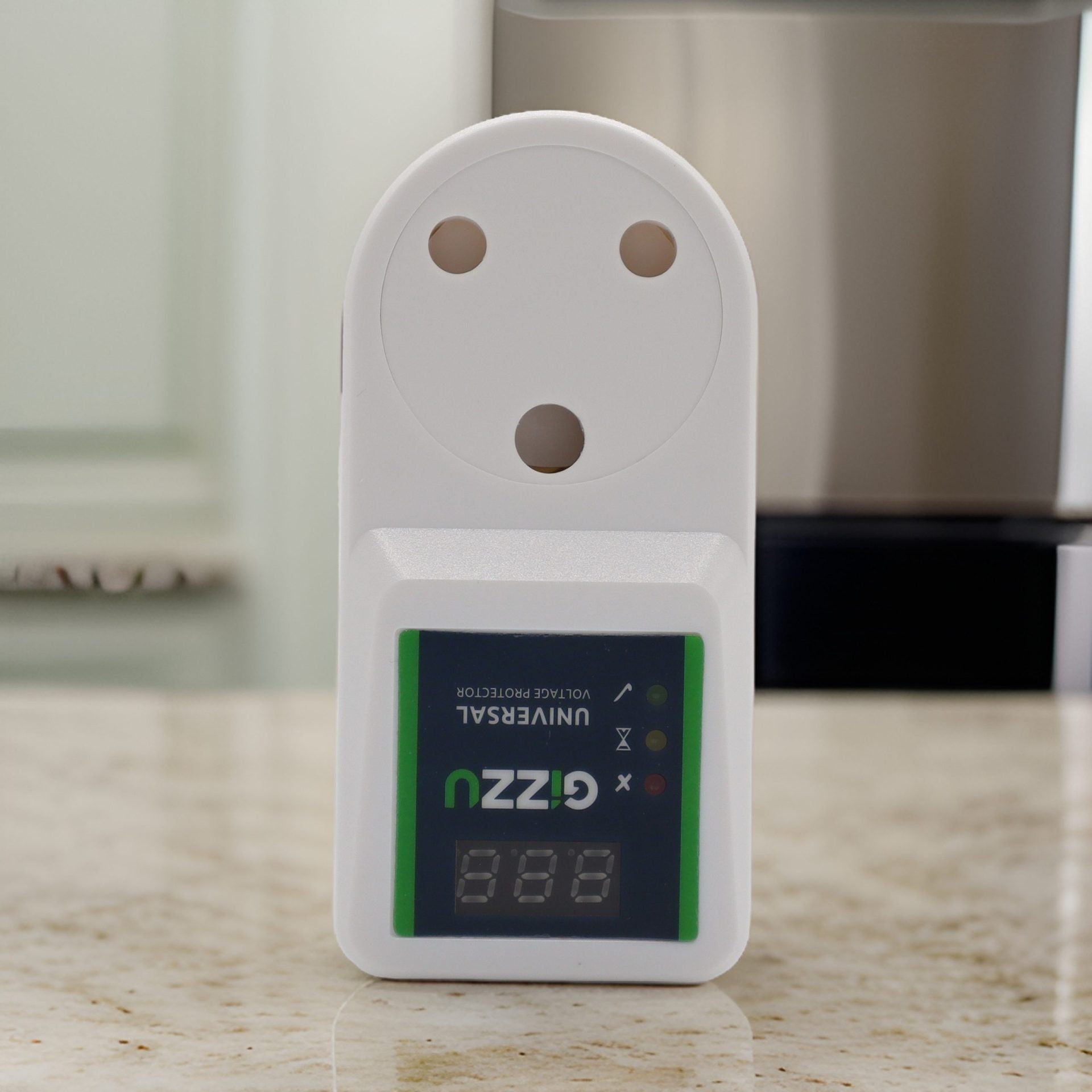 Gizzu Voltage Protector 16A image 3