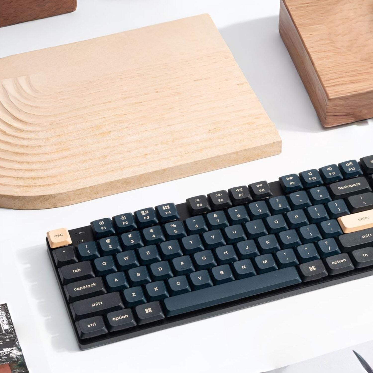 Keychron Pbt Lsa Knight Keycap Set V2 Low Profile image 5
