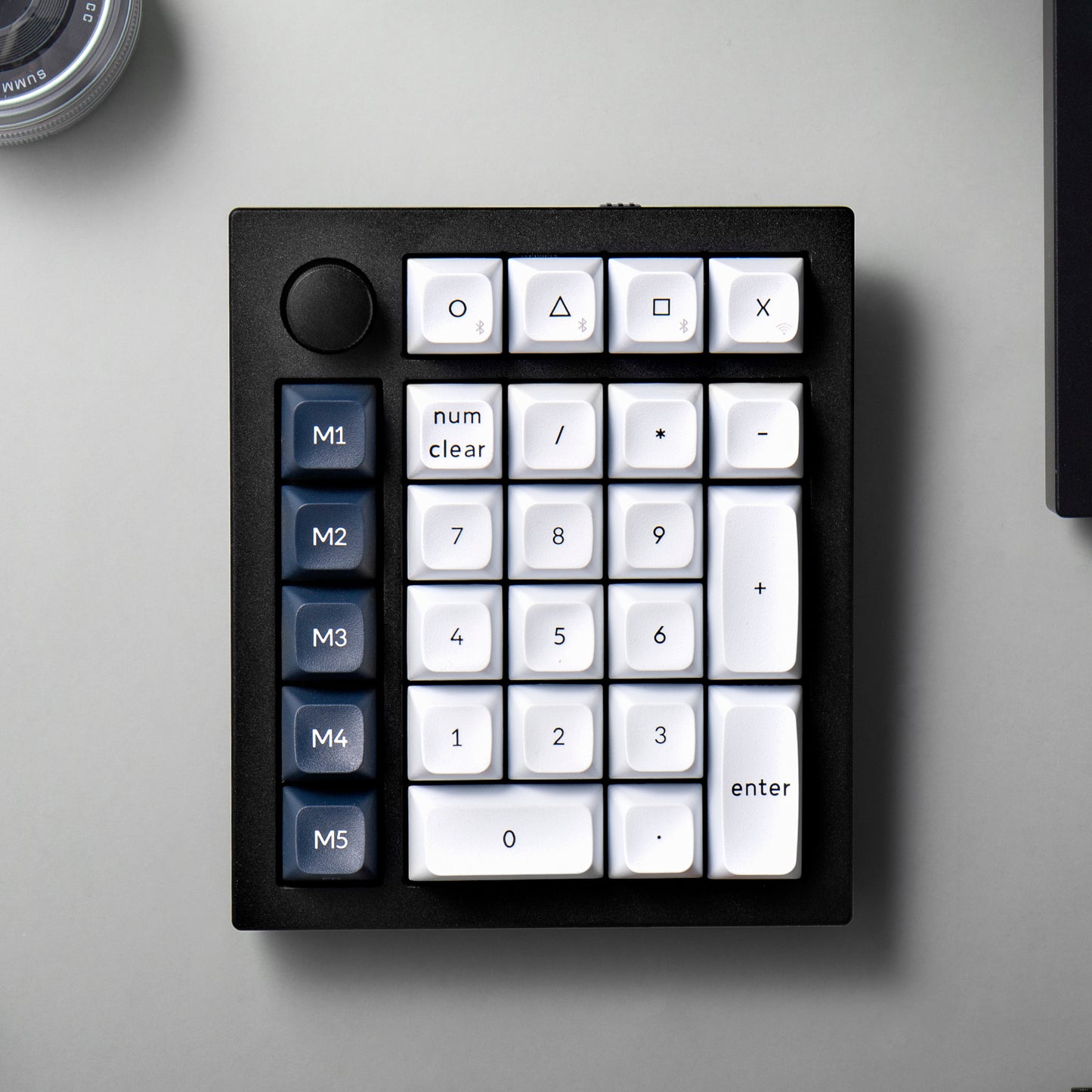 Keychron Q0 Max Qmk Gateron Jupiter Banana RGB Wireless Custom Number Pad Shell White image 4
