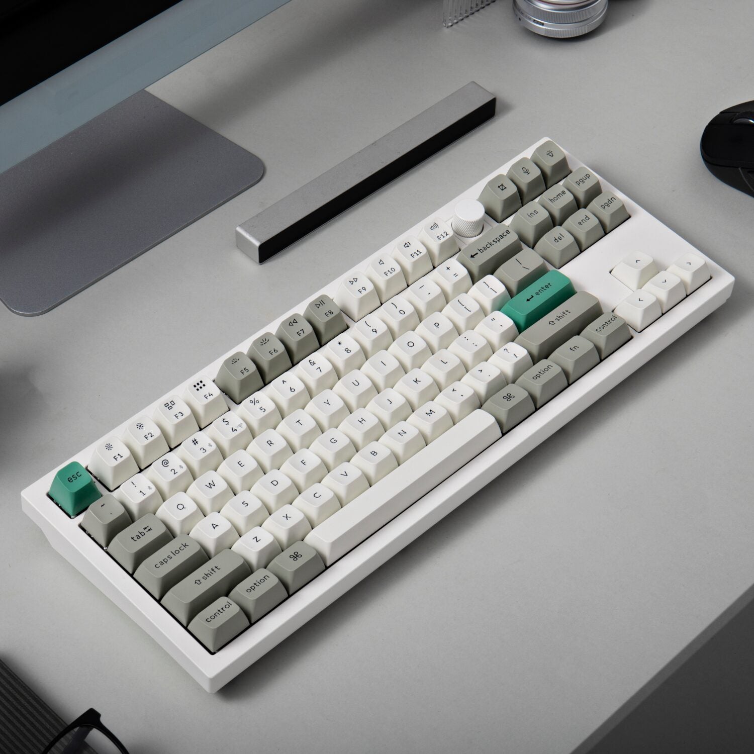 Keychron Q3 Max 80% Full Assembled Knob Red Switch Hot-Swap Gateron Jupiter RGB Wireless Keyboard Shell White image 4