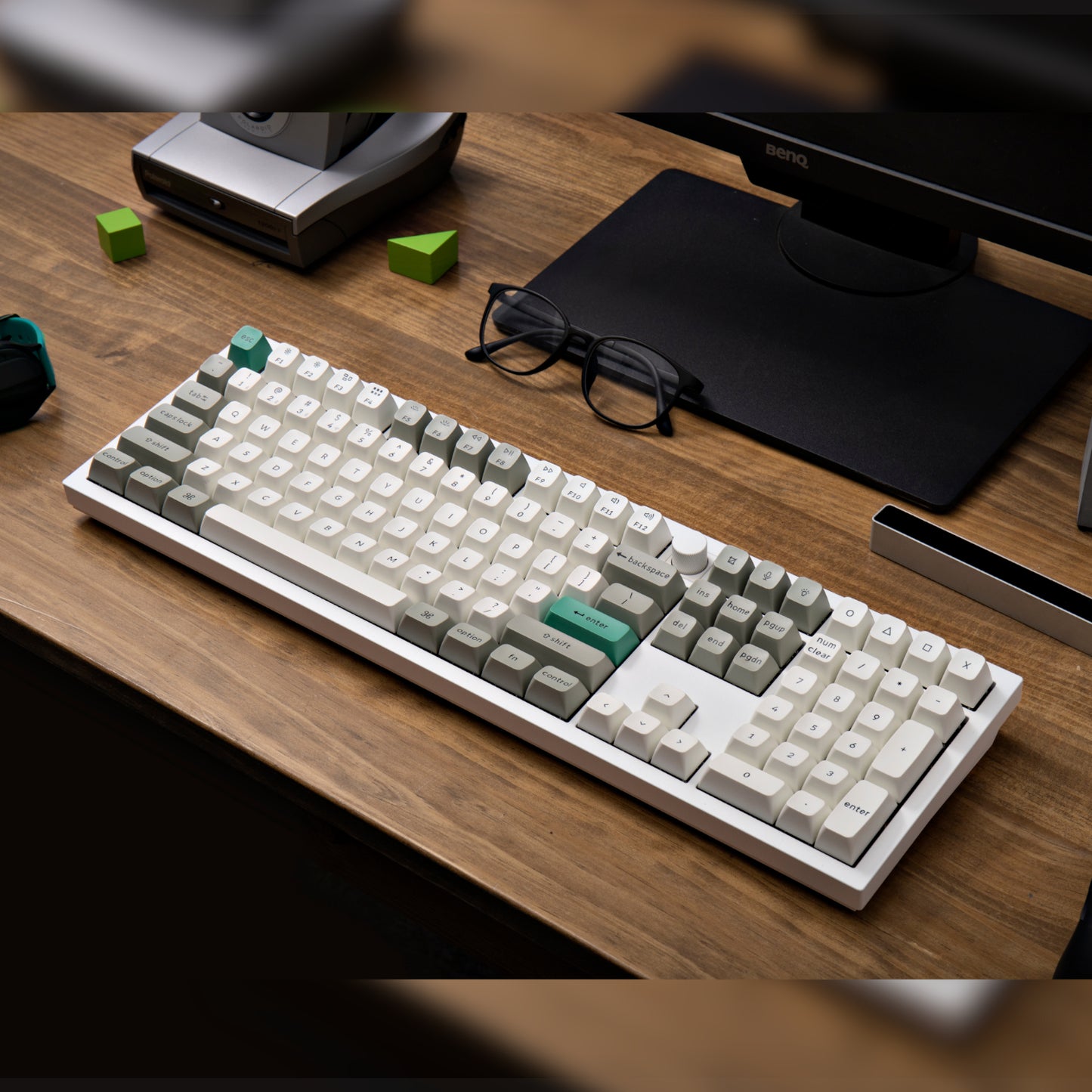 Keychron Q6 Max Qmk/Via Wireless Custom Mechanical Keyboard Ksa Gateron Red Jupiter Switches Shell White image 4